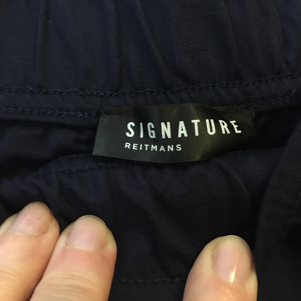 Women cropped pants